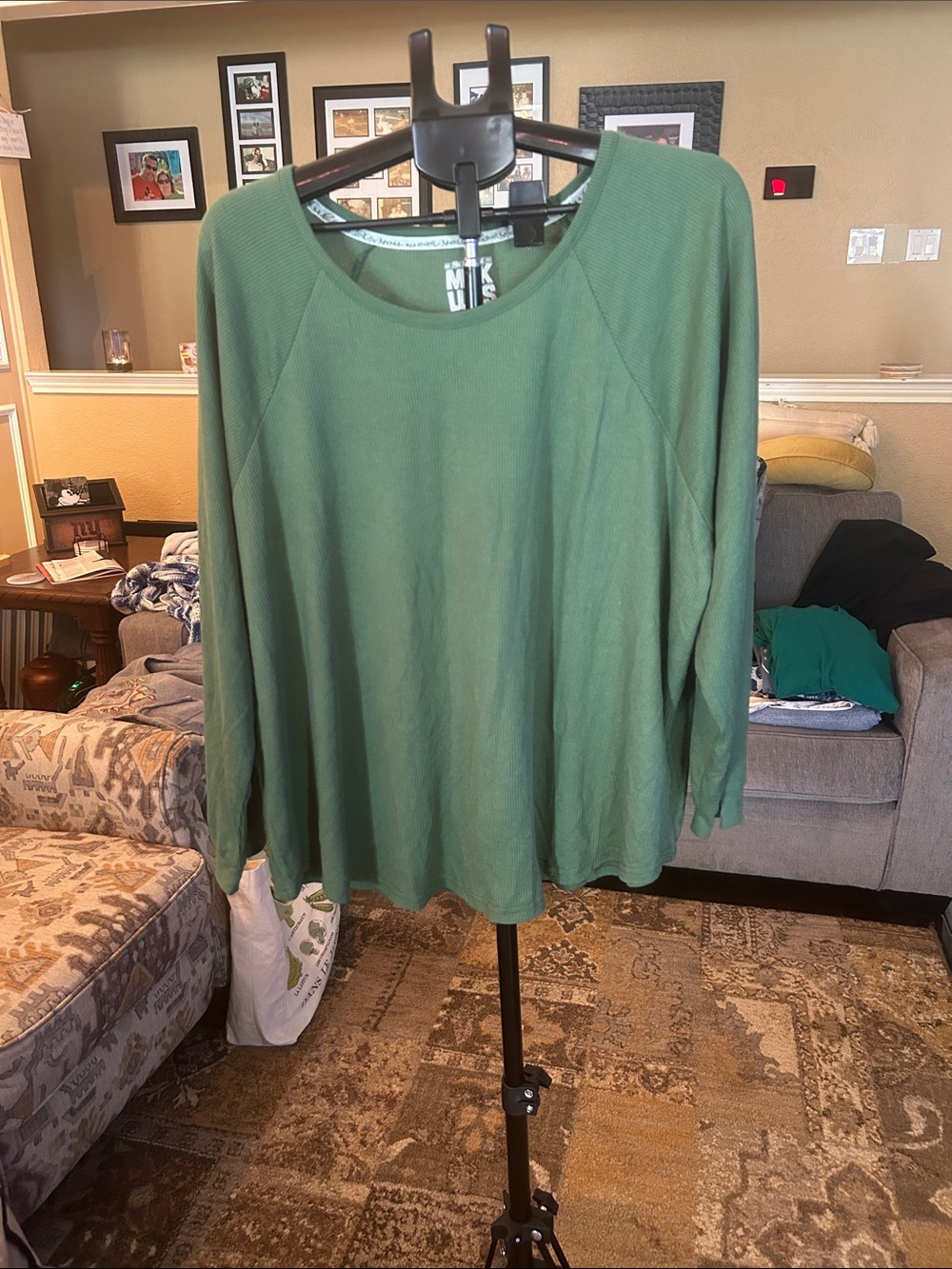Muk Luks Olive Green Long Sleeve Scoop Neck Top